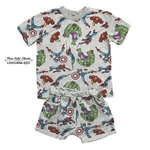 Marvel Avengers 5T Kids Superheroes 2 Piece Shirt & Shorts Set